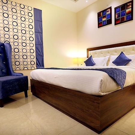 Hotel Rk Grande Ludhiana Ruang foto