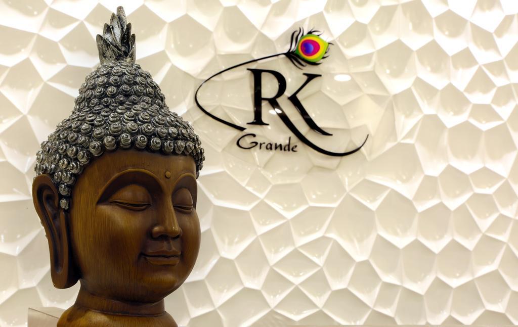Hotel Rk Grande Ludhiana Bagian luar foto